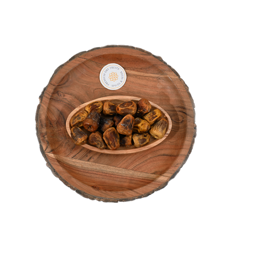Premium Sukkari dates close‑up – honey caramel texture