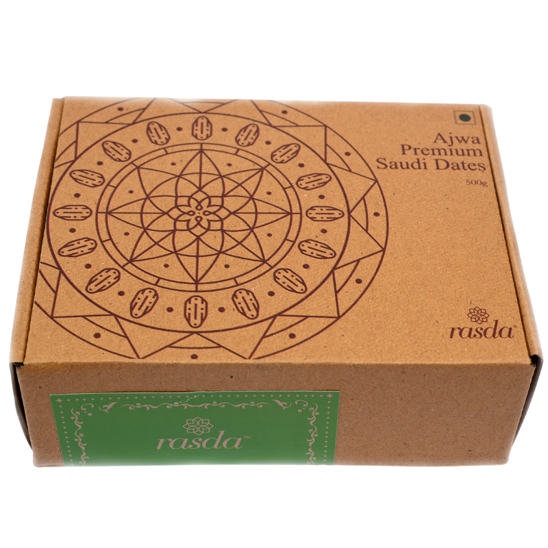 Organic and Quality Certifications: Prioritize purchasing Ajwa dates that come with organic or quality certifications.