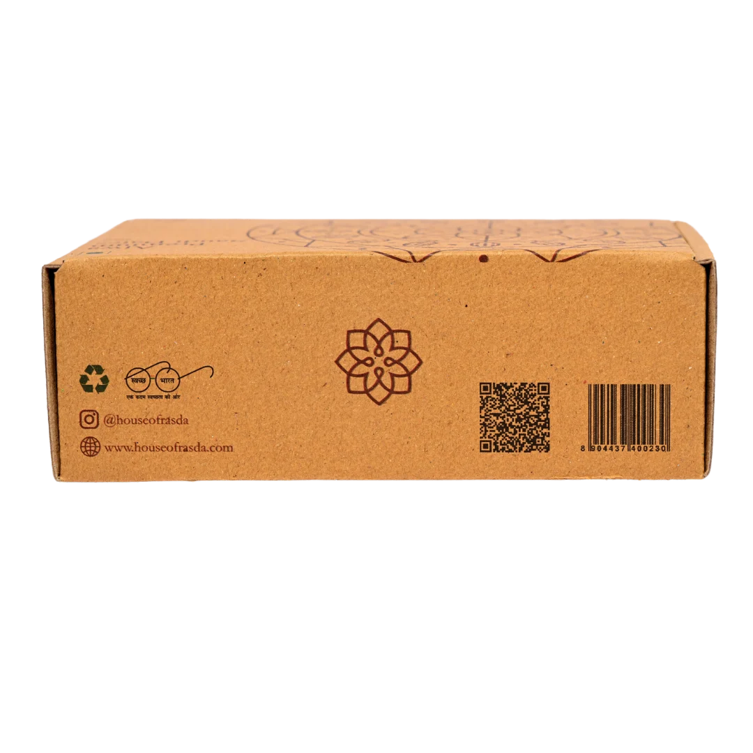 Saudi Arabia Ajwa Dates Premium quality box rich in fiber soft sweet dates energy-rich snack