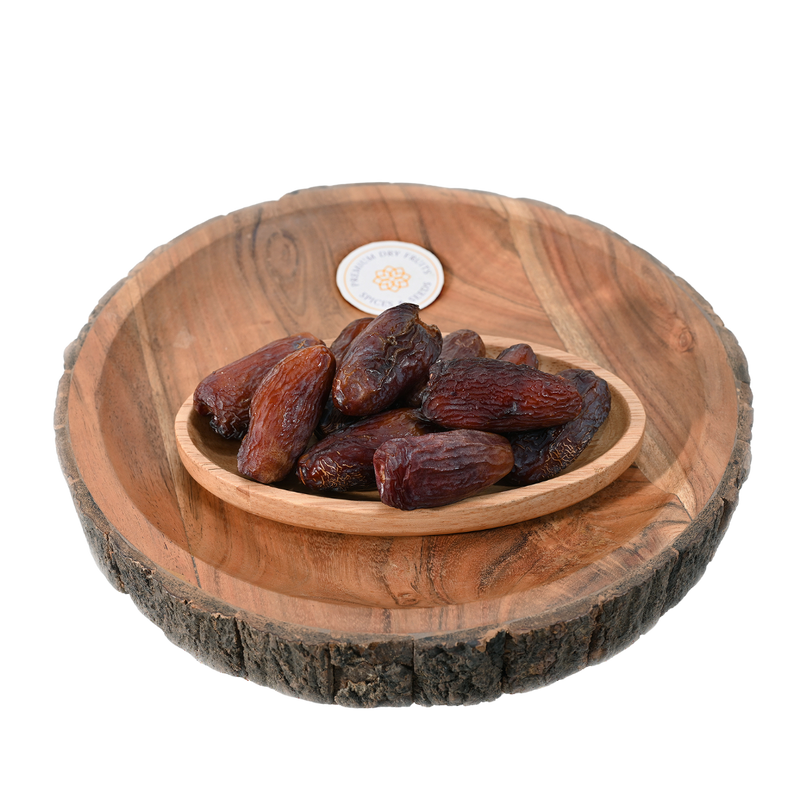Amber dates are one of the finest of Madina dates. Amberis a soft and fleshy dry variety of date fruit from Saudi Arabia
