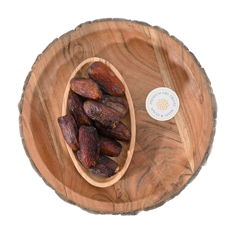 Amber dates are a rich source of fiber, which aids in digestion and helps maintain a healthy gut.