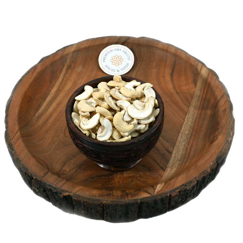Bring the rich, buttery flavour of cashews to your desserts, cakes, and muffins with our cashew nuts splits. They are also perfect for snacking.