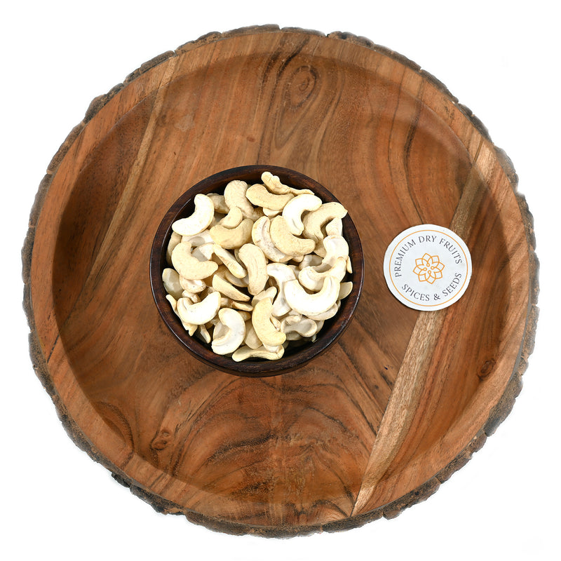 Bring the rich, buttery flavor of cashews to your desserts, cakes and muffins with our cashew nuts splits. They are also perfect for snacking.