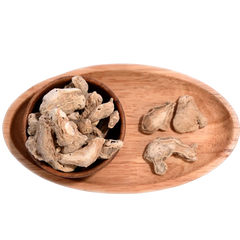 Dried Ginger / Sonth provides a traditional spice used in Ayurveda and Indian cooking.