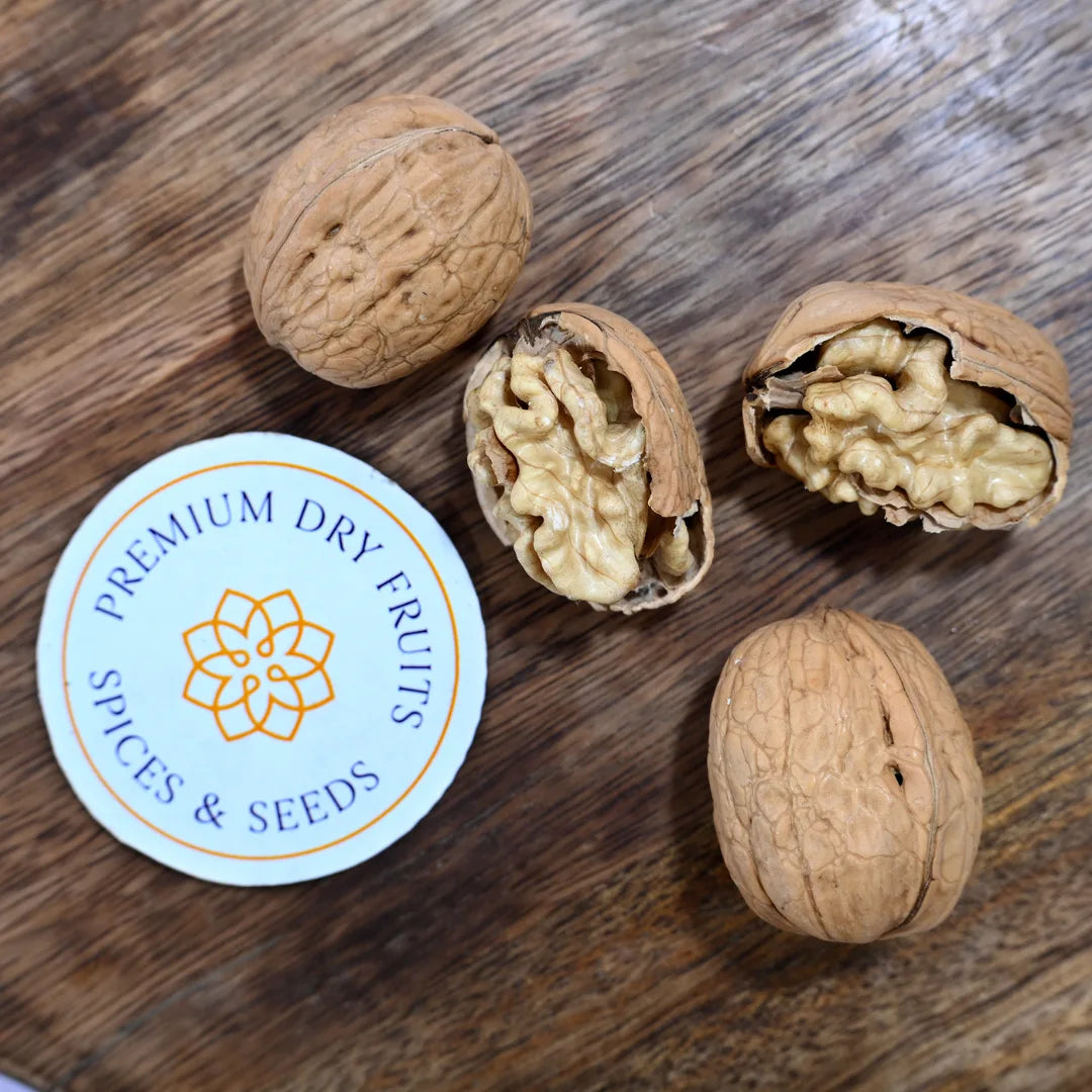 Whole Chile-origin walnuts in shell, Akhrot premium dry fruits, healthy omega-3 snack