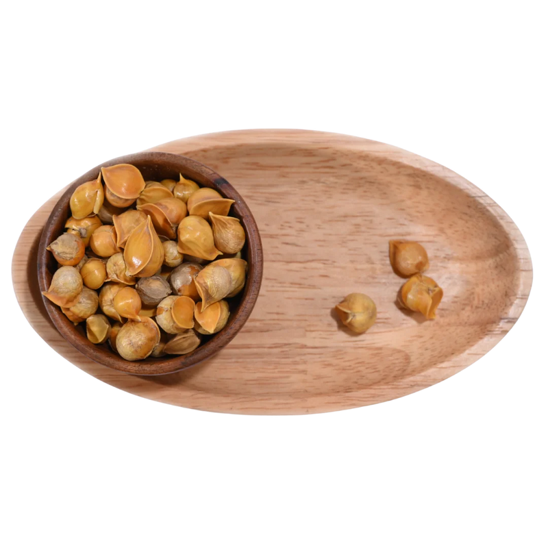 Aromatic Kashmiri Garlic Single Clove Lahsun arranged in a wooden bowl, perfect for traditional and healthy cooking.