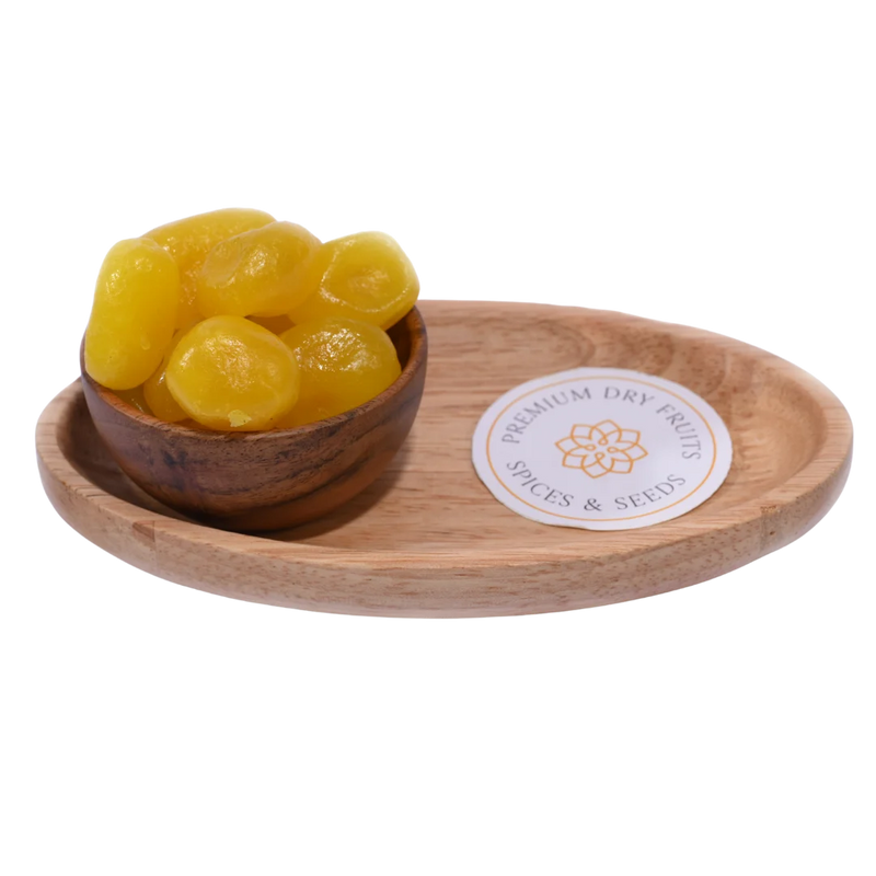 Lemon Dehydrated slices arranged in a wooden bowl on a light background