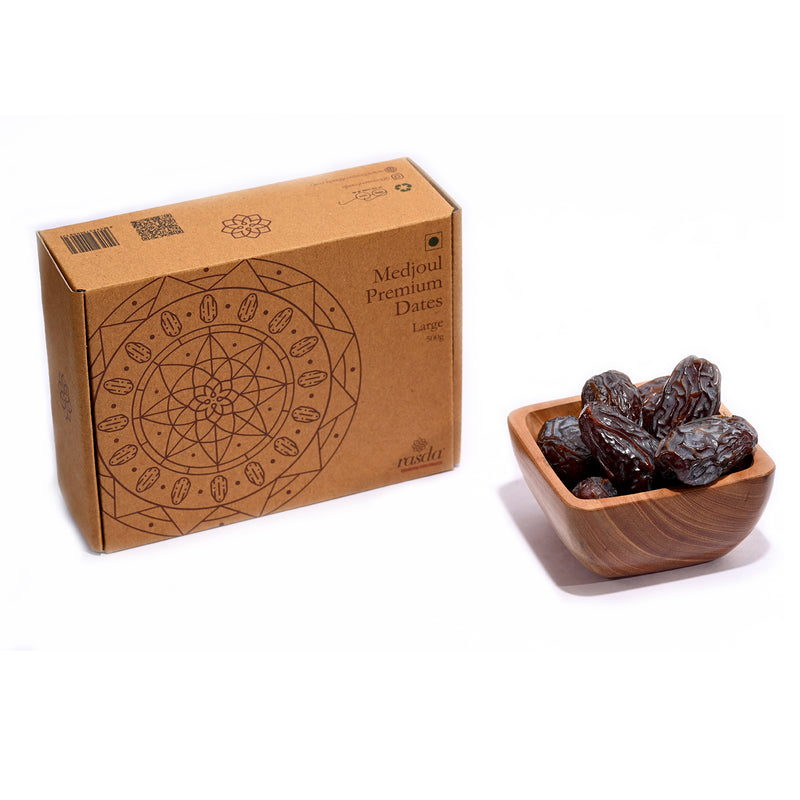 Medjoul dates are a type of premium, natural date known for their large size 500 grams