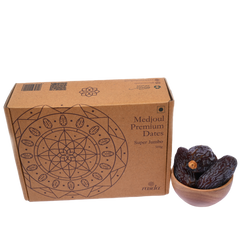 Medjoul Dates are exclusively grown in the fertile Palestinian soil, nurtured by centuries of tradition and expertise
