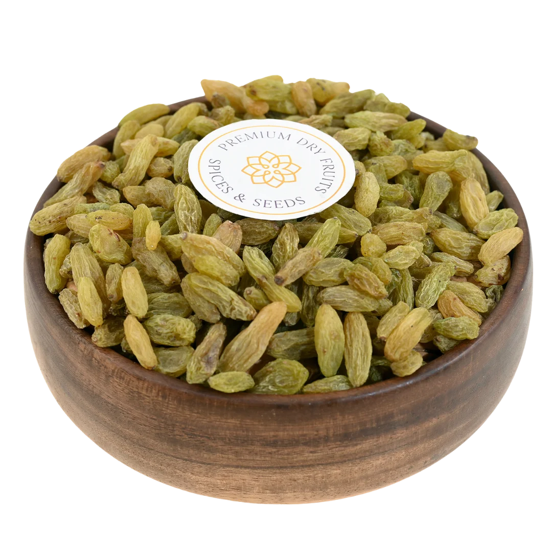 Natal Raisins Kismis Premium Quality in Wooden Bowl – Naturally Sweet Dry Fruit Rich in Iron and Antioxidants
