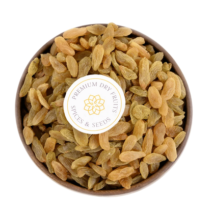 Premium Long Raisins or Kismis in Wooden Bowl – Fresh Golden Dry Fruit Packed with Energy and Antioxidants