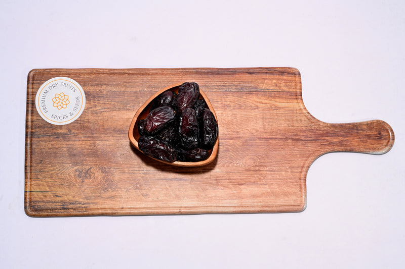 looking for dates that have smooth skin and great taste and that is Safawi Dates
