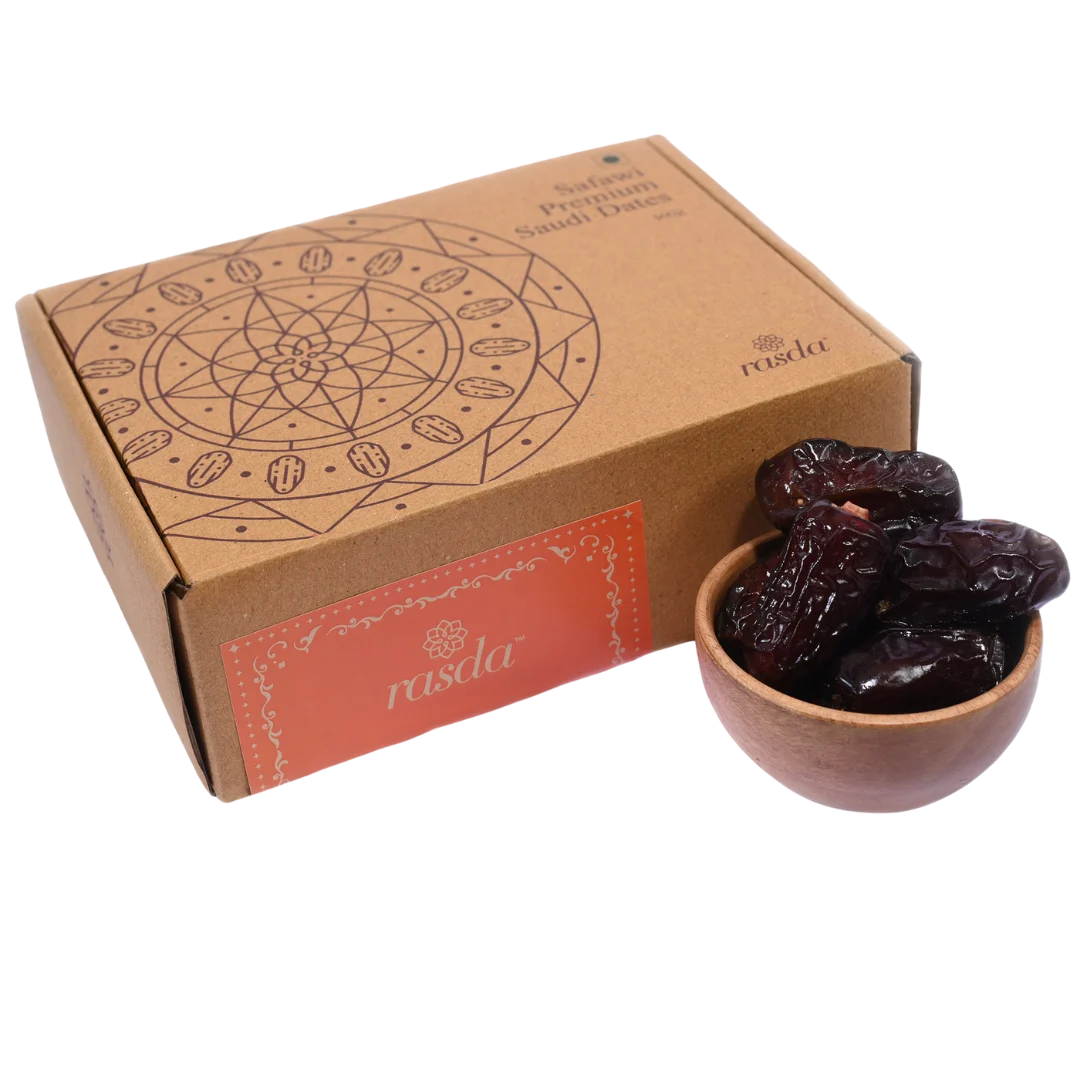 Premium Safawi Dates Box Saudi Arabia soft sweet natural dates rich in fiber and nutrients