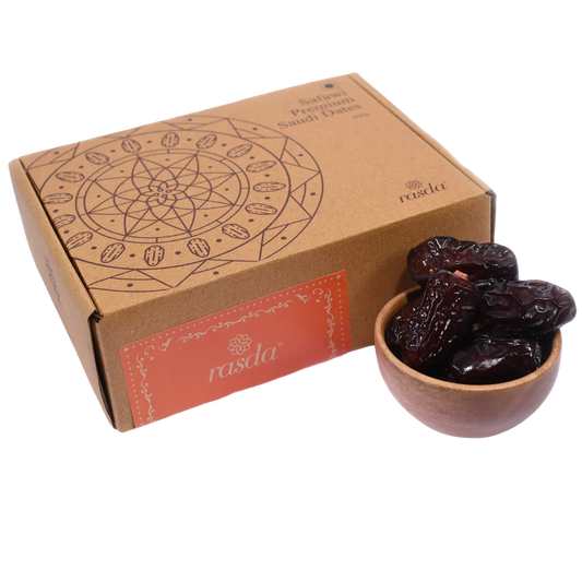 Premium Safawi Dates Box Saudi Arabia soft sweet natural dates rich in fiber and nutrients