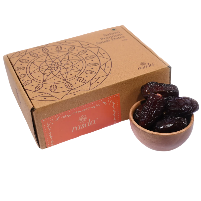 Premium Safawi Dates Box Saudi Arabia soft sweet natural dates rich in fiber and nutrients