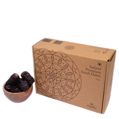 Saudi Arabia Safawi Dates Premium box luxury packaging fresh soft sweet nutritious dates
