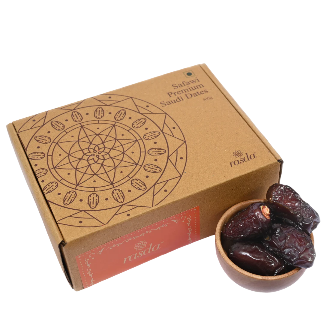 Saudi Arabia Safawi Dates Premium box luxury packaging fresh soft sweet nutritious dates