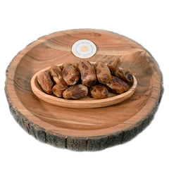 Sagai Dates are famous for their two-toned color and texture. 