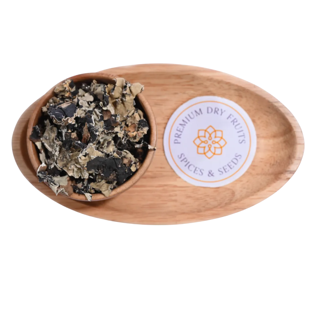 Stone Flower or Dagad Phool offers a unique earthy flavor used in traditional Indian curries and biryanis.