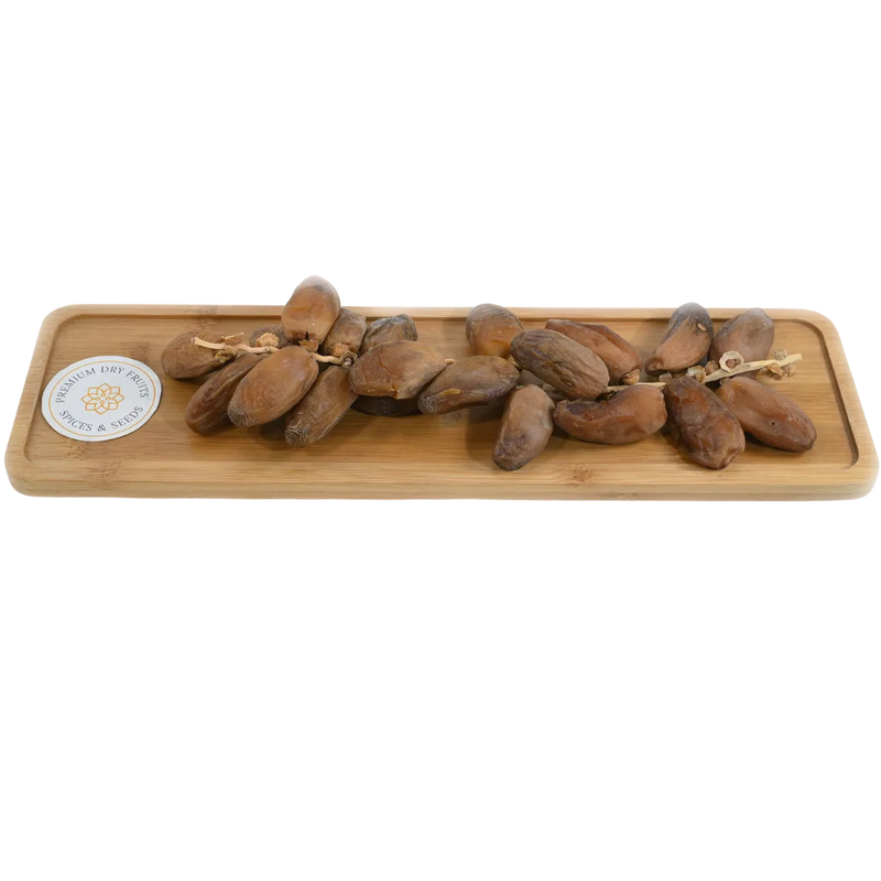 Tunisian Deglet Noor Dates with branches Premium on wooden tray – golden soft Arabian dates