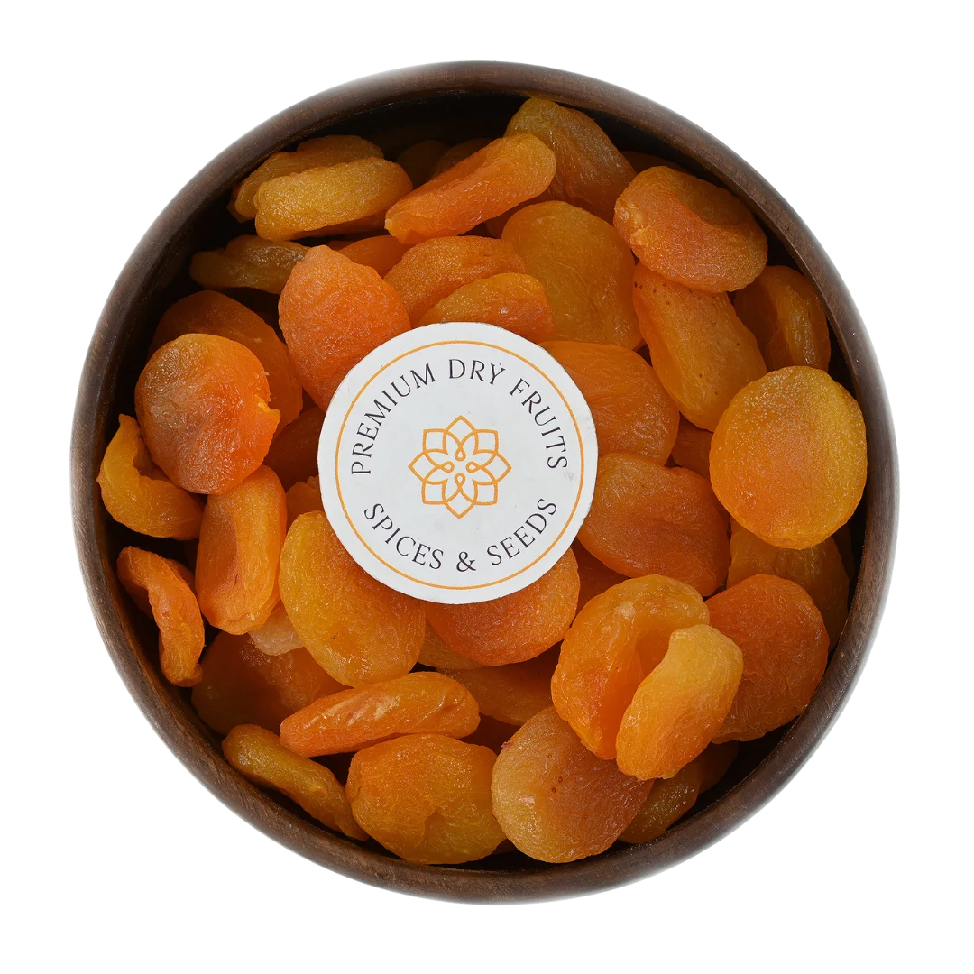 Turkish Dried Apricots Seedless Premium Turkish Dried Apricots Seedless close up – naturally sweet and chewy dry fruits full of nutrients perfect for energy and glowing skin