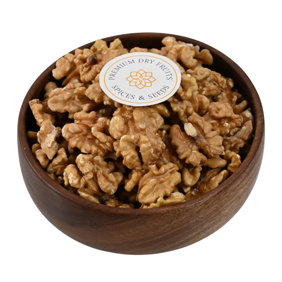 Walnut Chile Halves Akhrot Premium Quality in Wooden Bowl – Crunchy Healthy Dry Fruit Rich in Omega-3 and Antioxidants