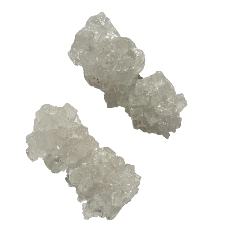In Ayurveda, Thread Crystal or Dhaaga Misri is believed to have cooling properties 