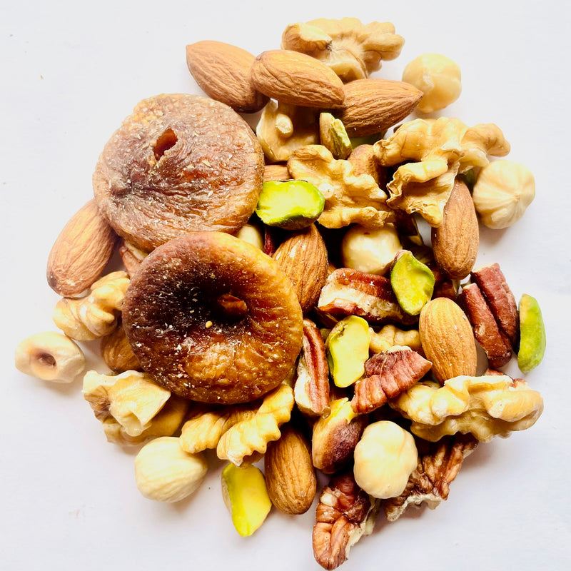 Wholesome Deluxe Blend Trail Mix